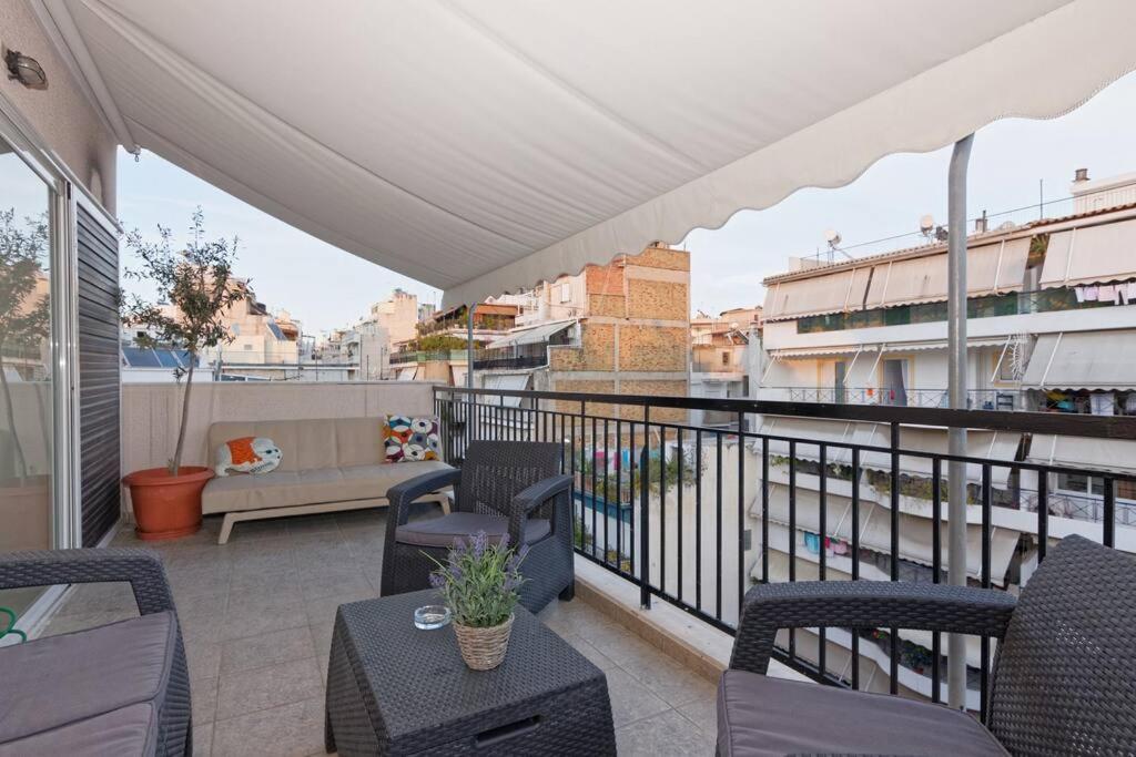 Apartamento Big Terrace Near Metro And Athens Center Exterior foto