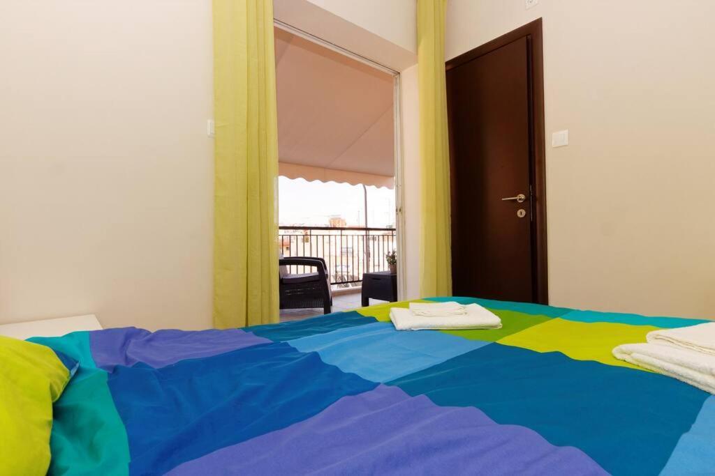 Apartamento Big Terrace Near Metro And Athens Center Exterior foto