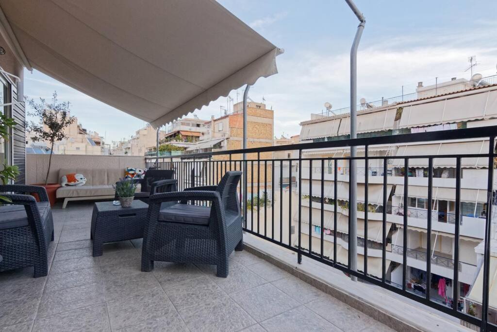 Apartamento Big Terrace Near Metro And Athens Center Exterior foto